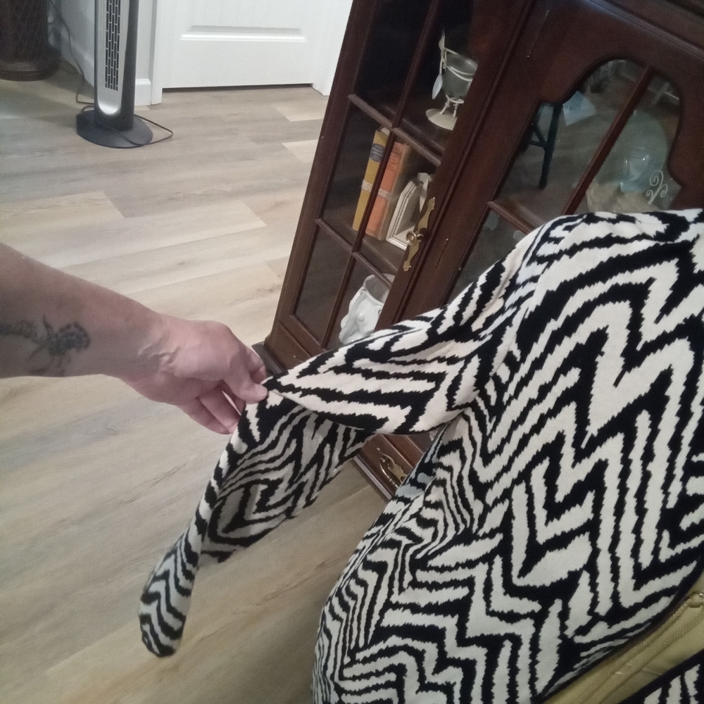Jones Studio Seperates Plus Size 2X Black & White Chevron Cardigan - Picture 7 of 13